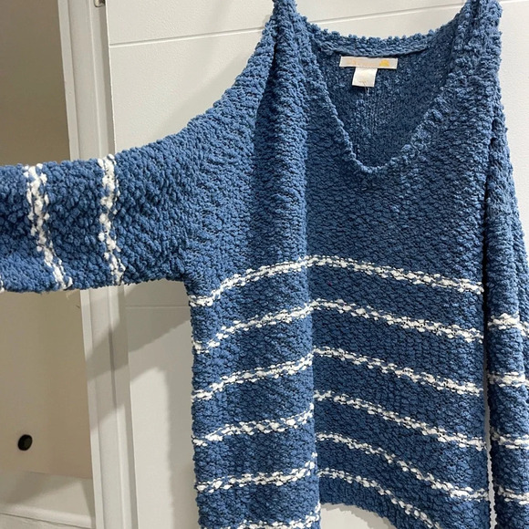 Size Small very soft fabric worn once only - Picture 5 of 5